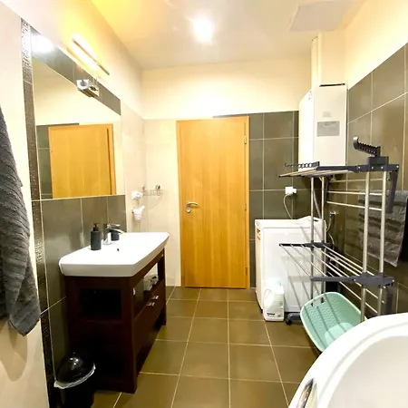 Apartmán Moderny S Krbom *